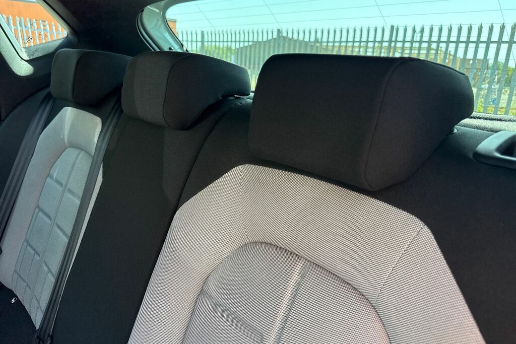 Seat Ibiza 1.0 Tsi 115 Se Technology Dsg White #18