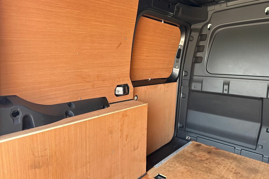 Volkswagen Caddy C20 Cargo Commerce Pro 122 Ps 2.0 Tdi 7Sp Dsg - Le Black #26