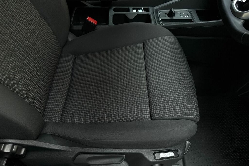 Volkswagen Caddy C20 Cargo Commerce Pro 122 Ps 2.0 Tdi 7Sp Dsg - Le Black #56