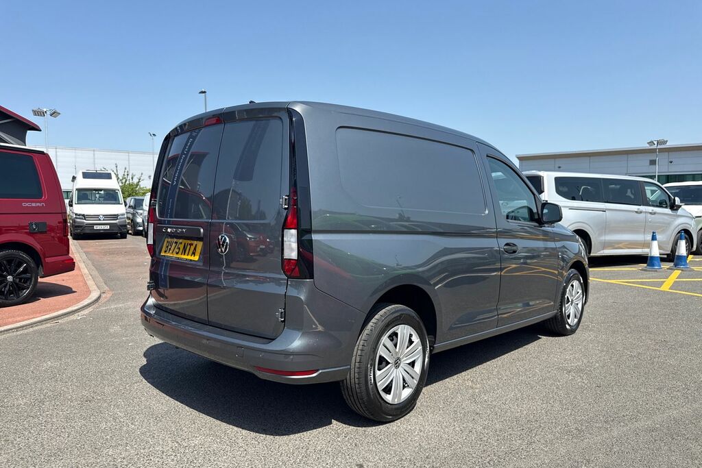 Volkswagen Caddy C20 Cargo Commerce Pro 122 Ps 2.0 Tdi 7Sp Dsg - Le Black #40