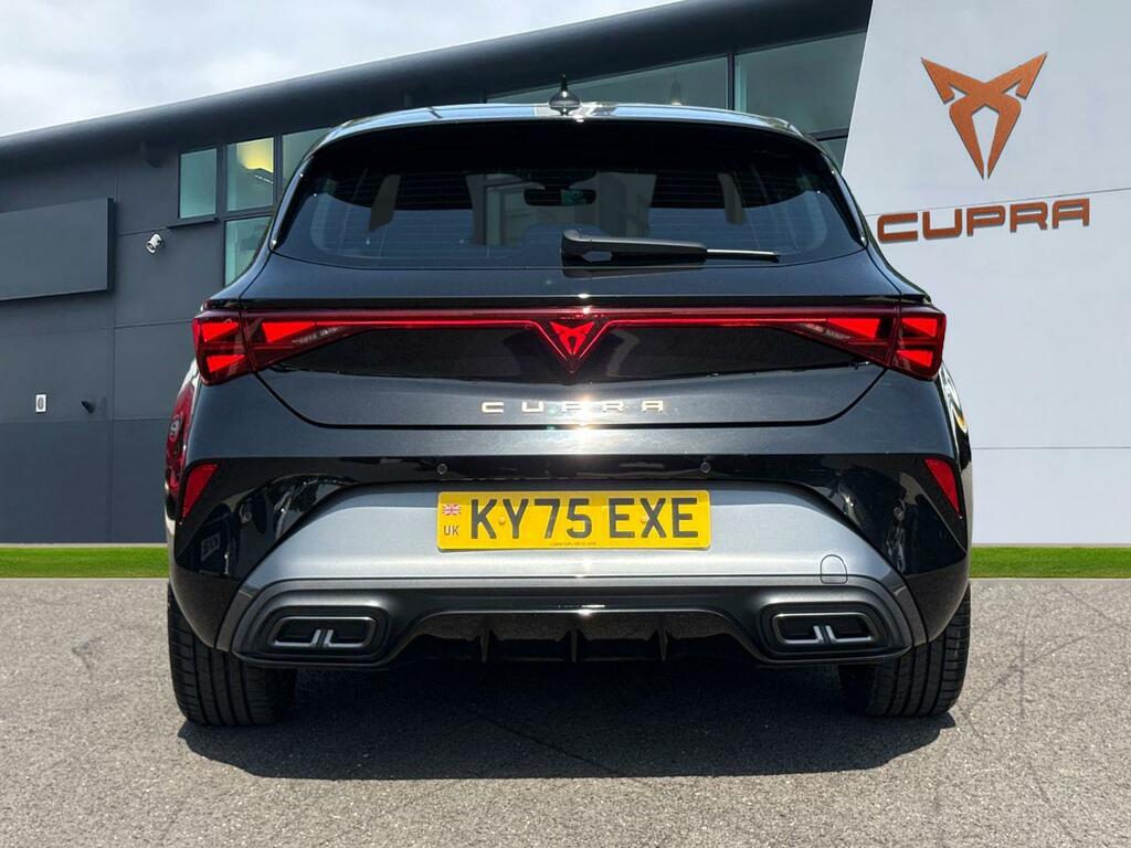 Cupra Leon 1.5 Tsi 150 V1 Black #4