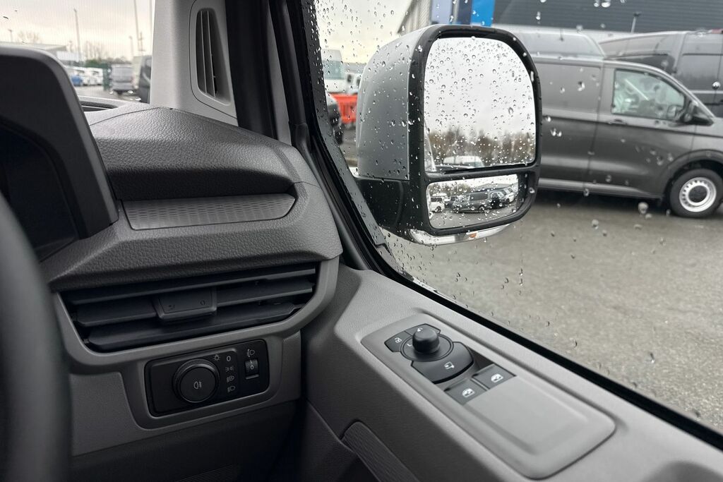 Volkswagen Transporter 2.0 Tdi 110 Commerce Plus Van White #20