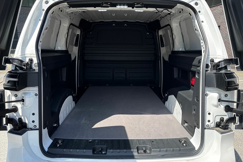 Volkswagen ID.Buzz 210Kw Commerce 79Kwh White #6