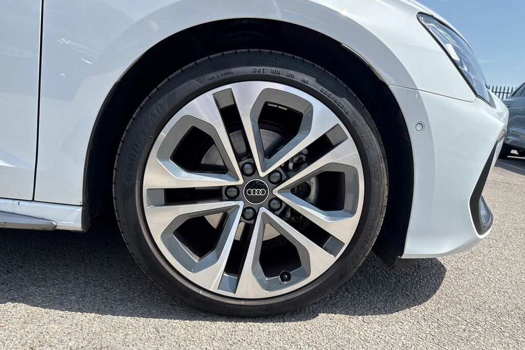 Audi A3 S Line Tfsi 116 Ps S Tronic PK75FLM White #6