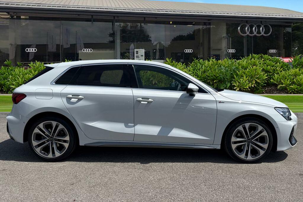 Audi A3 S Line Tfsi 116 Ps S Tronic PK75FLM White #3