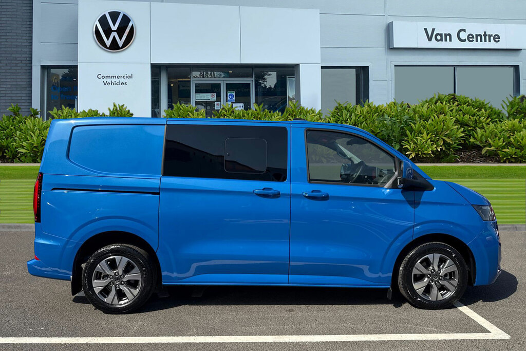 Volkswagen E-Transporter 218Ps 65Kwh Commerce Pro Kombi Van Blue #3