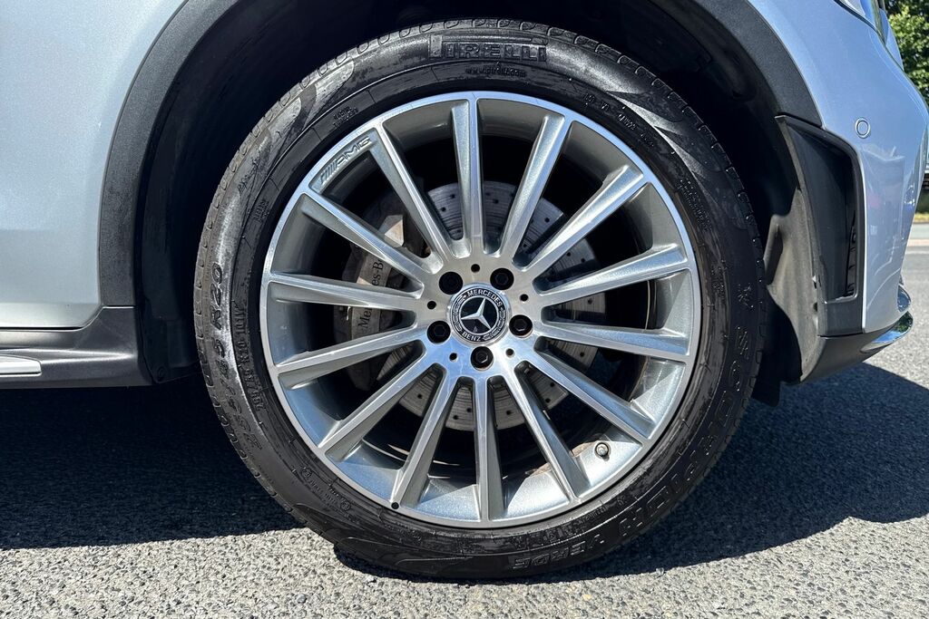 Mercedes-Benz GLC Class Amg Line Silver #9