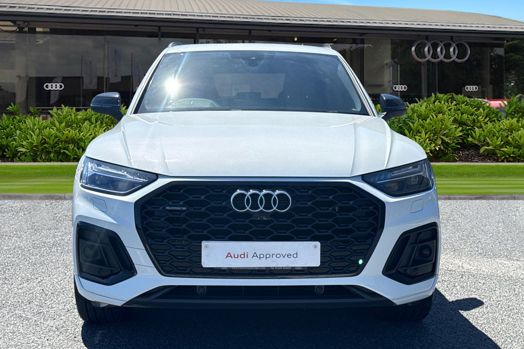 Audi Q5 Edition 1 40 Tdi Quattro 204 Ps S Tronic White #5