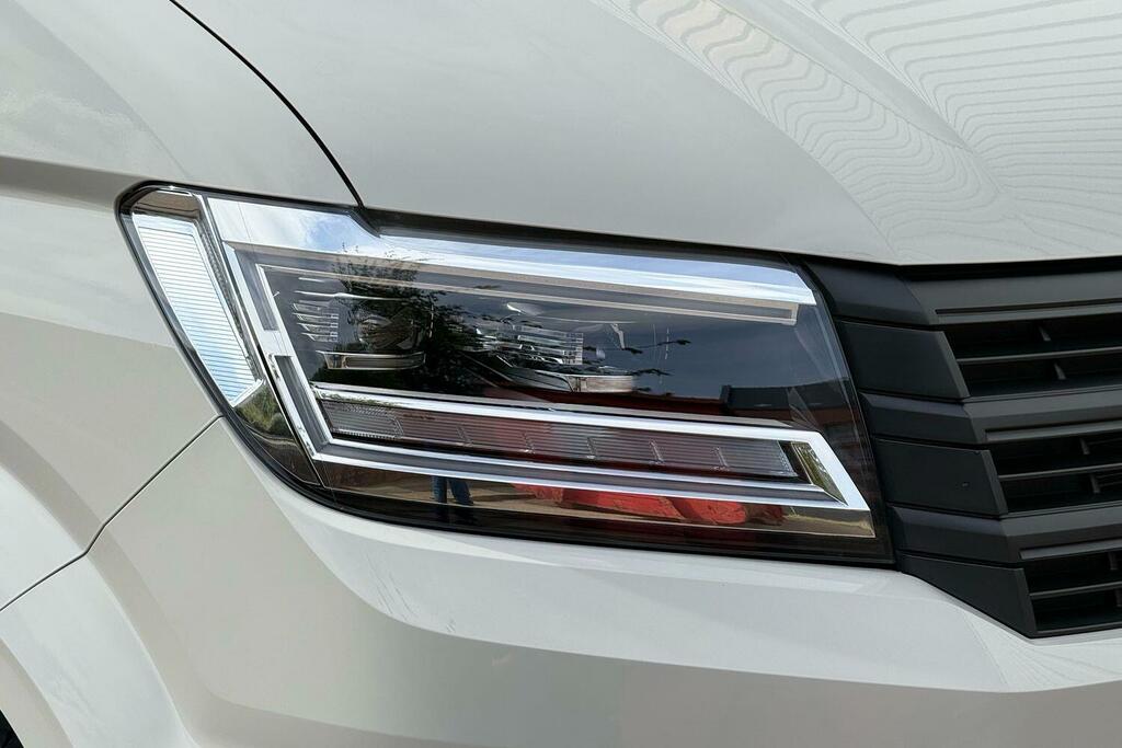 Volkswagen Crafter Cr35 Panel Van Commerce Plus Xlwb 177 Ps 2.0 Tdi 6 White #26