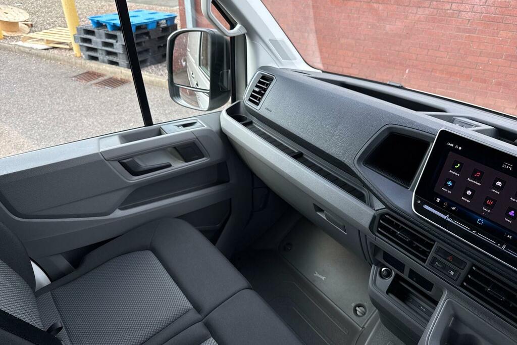 Volkswagen Crafter Cr35 Panel Van Commerce Plus Xlwb 177 Ps 2.0 Tdi 6 White #13