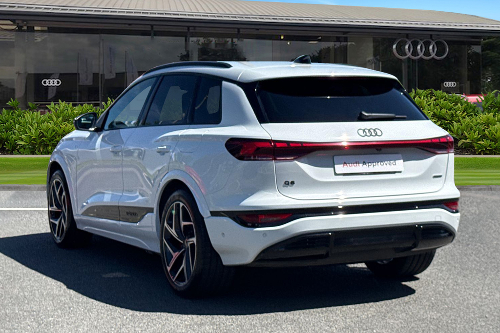 Audi Q6 E-Tron Q6 Suv Edition 1 E-tron Quattro 285,00 Kw White #2