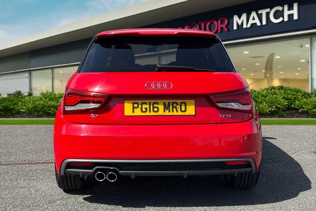 Audi A1 1.4 Tfsi S Line S Tronic Red #4