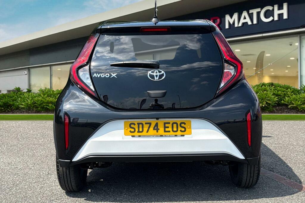 Toyota Aygo X 1.0 Vvt-i Edge Euro 6 Ss SD74EOS White #4