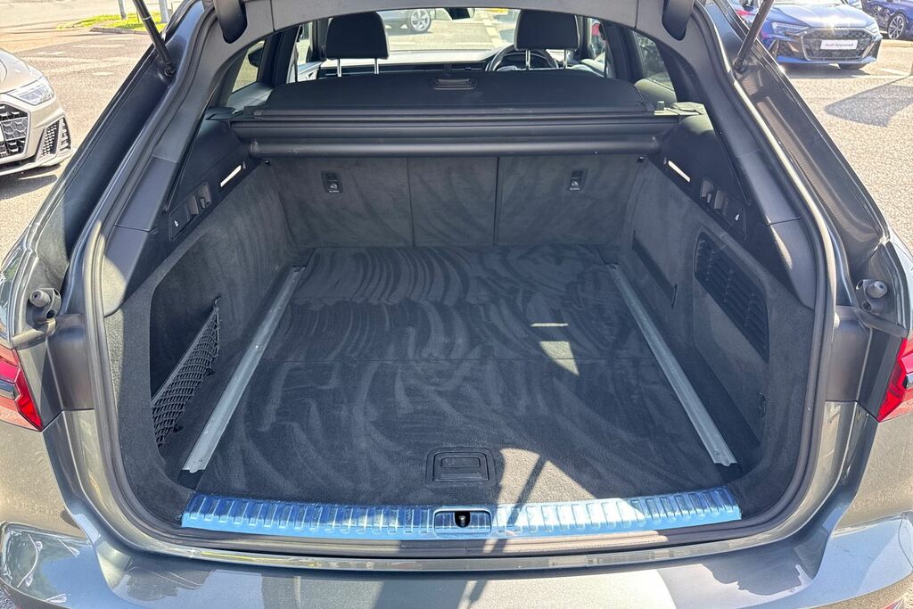 Audi A6 Avant Avant Black Edition 40 Tdi Quattro 204 Ps S Tronic Grey #6