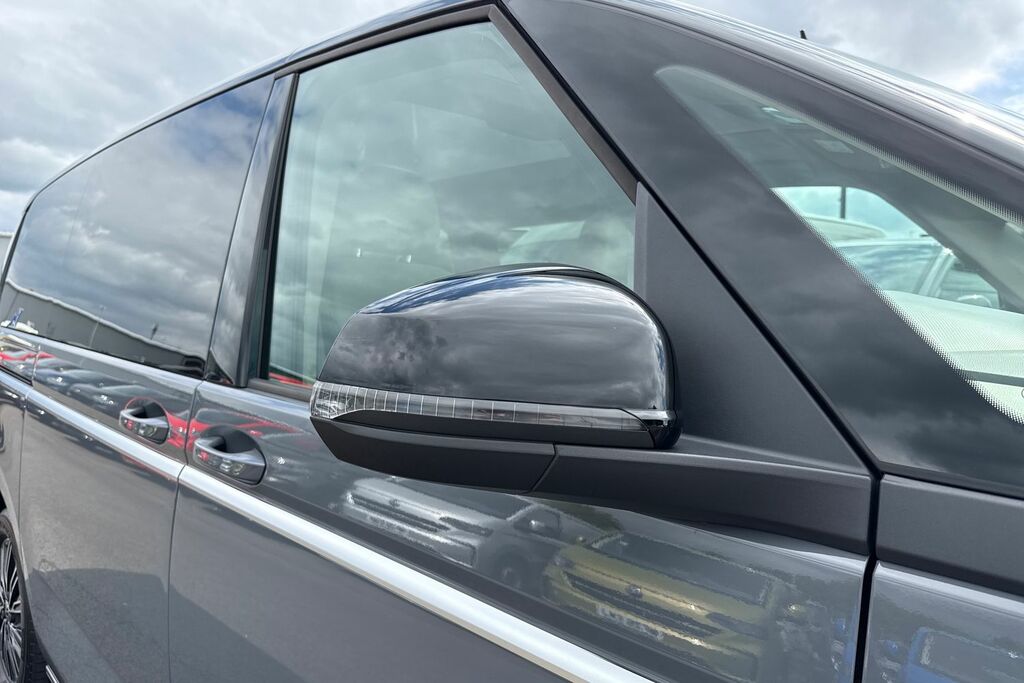 Volkswagen Multivan 1.4 Tsi 13Kwh Life Mpv Plug In Hybrid D Black #28