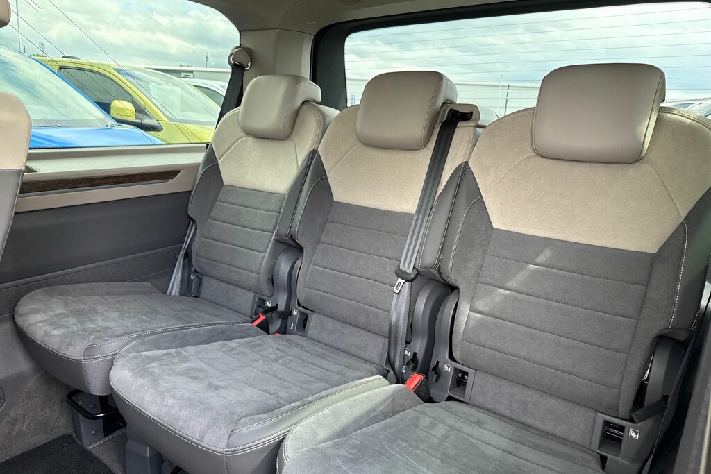 Volkswagen Multivan 1.4 Tsi 13Kwh Life Mpv Plug In Hybrid D Black #39