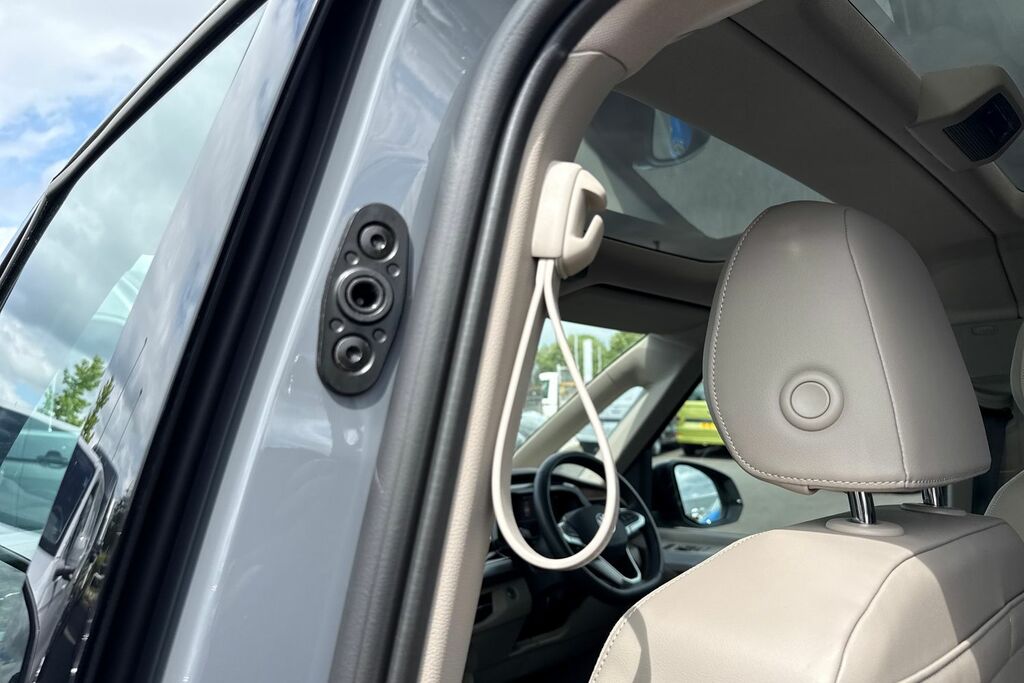Volkswagen Multivan 1.4 Tsi 13Kwh Life Mpv Plug In Hybrid D Black #44