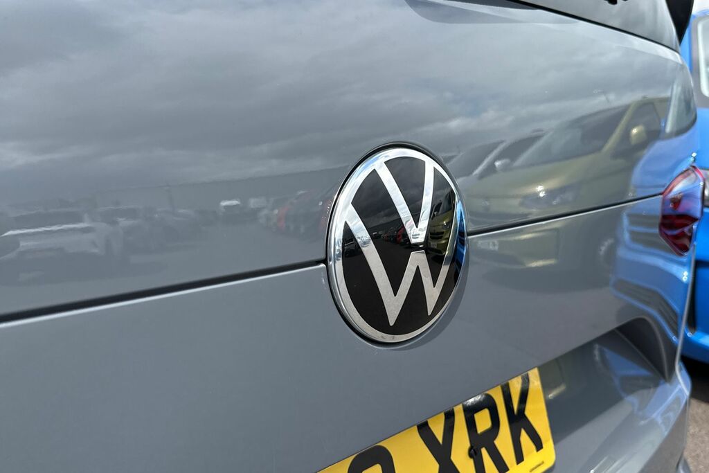 Volkswagen Multivan 1.4 Tsi 13Kwh Life Mpv Plug In Hybrid D Black #30