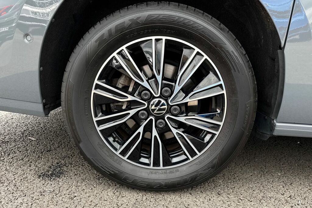 Volkswagen Multivan 1.4 Tsi 13Kwh Life Mpv Plug In Hybrid D Black #21