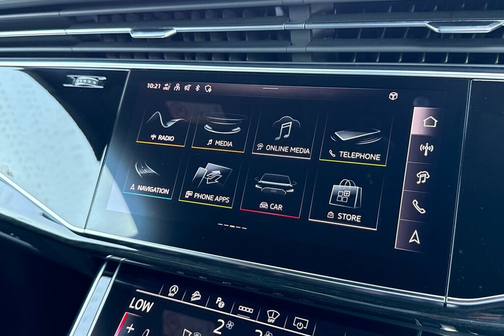 Audi Q8 Suv Launch Edition 55 Tfsi Quattro 340 Ps Tiptroni Black #32