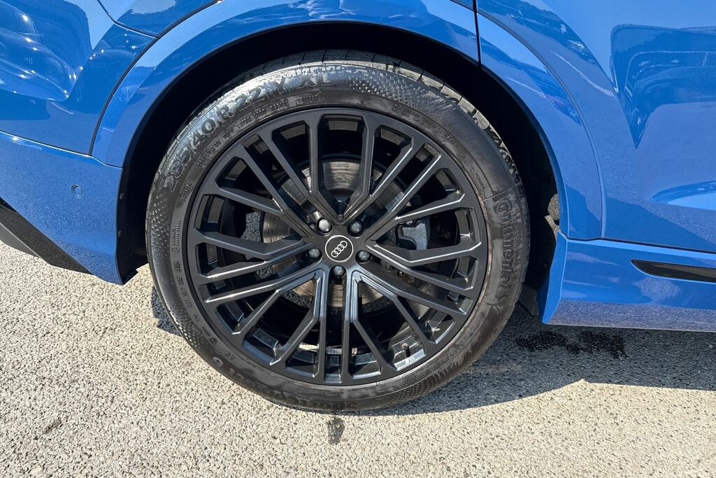 Audi Q8 Suv Launch Edition 55 Tfsi Quattro 340 Ps Tiptroni Black #10