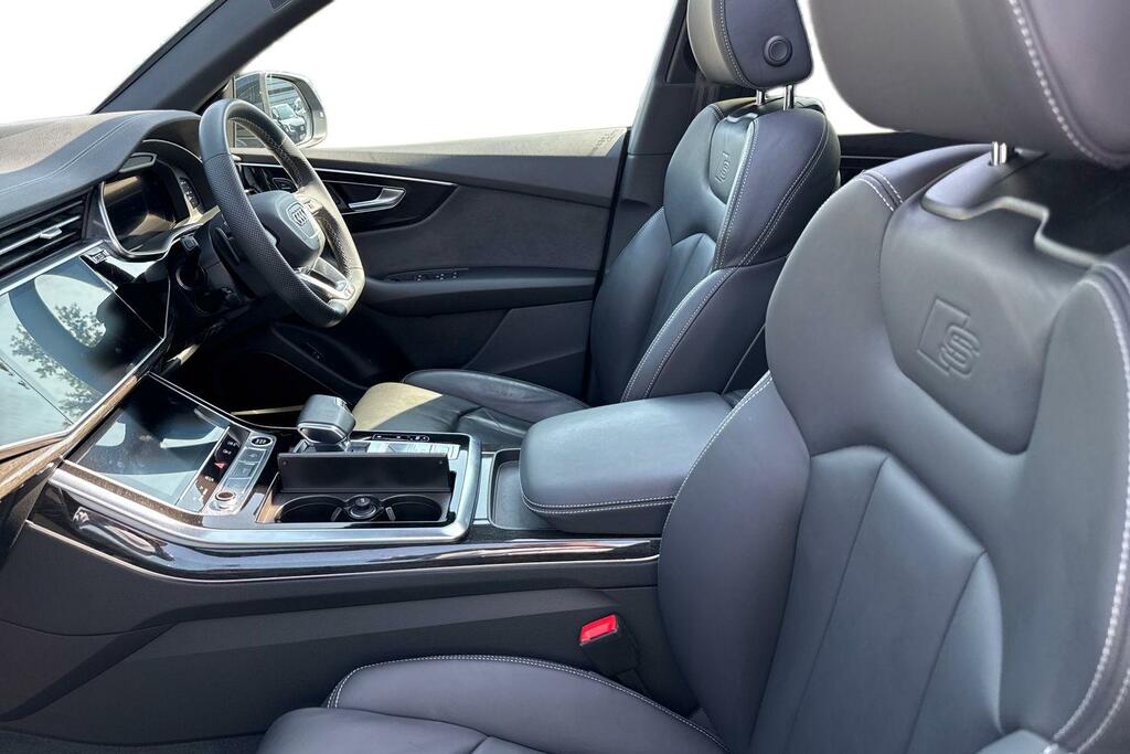 Audi Q8 Suv Launch Edition 55 Tfsi Quattro 340 Ps Tiptroni Black #15