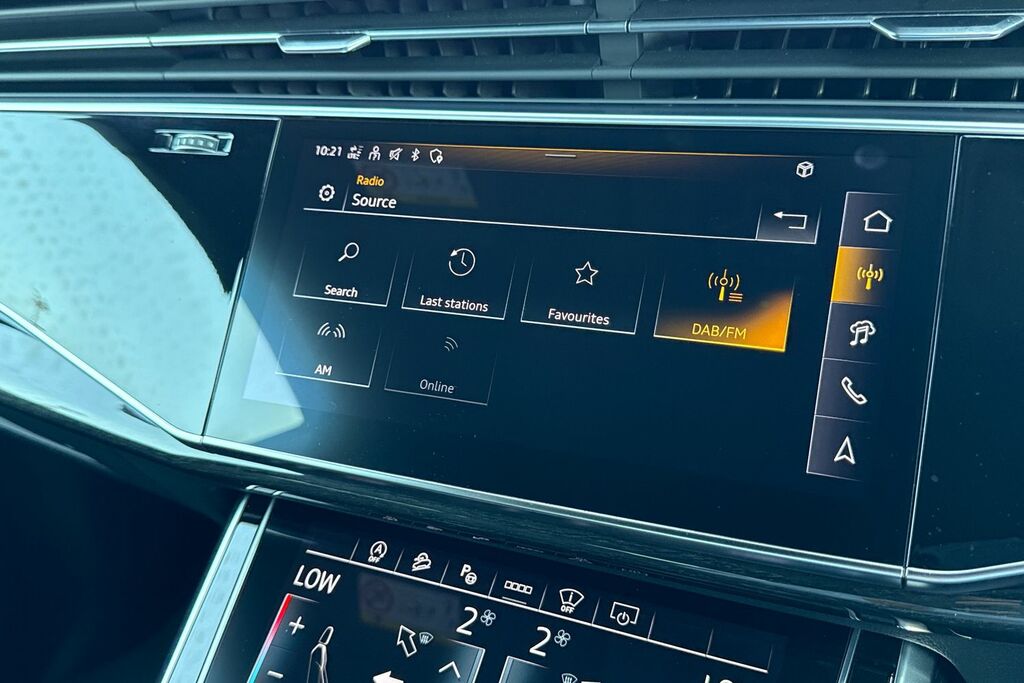 Audi Q8 Suv Launch Edition 55 Tfsi Quattro 340 Ps Tiptroni Black #34
