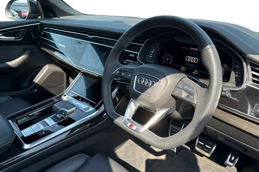 Audi Q8 Suv Launch Edition 55 Tfsi Quattro 340 Ps Tiptroni Black #13