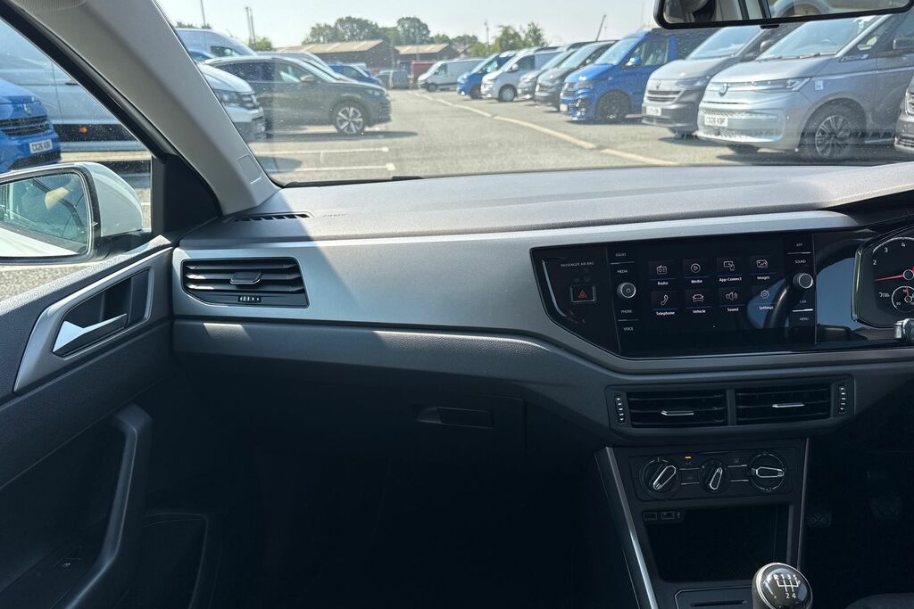 Volkswagen Polo 1.0 Tsi Se White #19