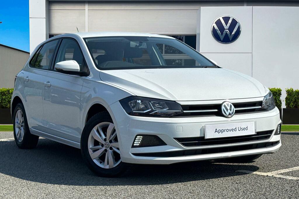 Volkswagen Polo 1.0 Tsi Se White #1