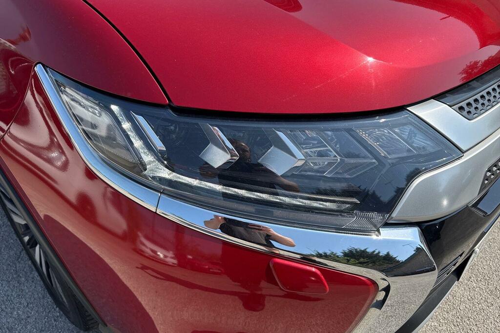 Mitsubishi Outlander 2.4H Twinmotor 13.8Kwh 5Hs Black #31