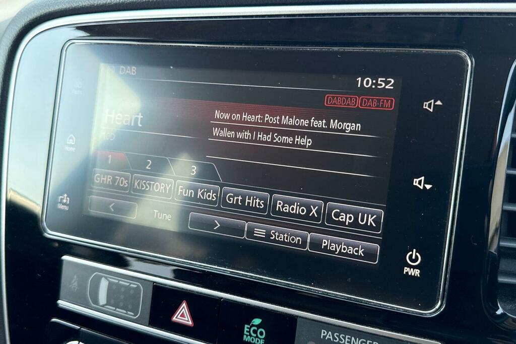 Mitsubishi Outlander 2.4H Twinmotor 13.8Kwh 5Hs Black #50