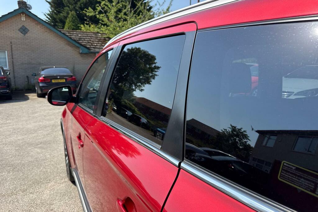 Mitsubishi Outlander 2.4H Twinmotor 13.8Kwh 5Hs Black #34