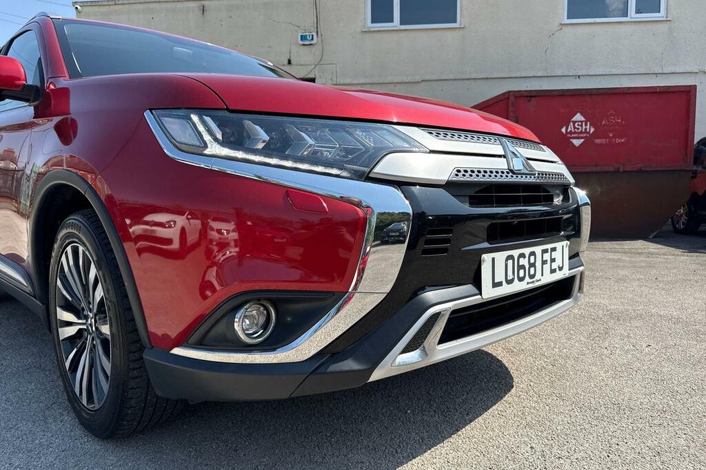 Mitsubishi Outlander 2.4H Twinmotor 13.8Kwh 5Hs Black #16