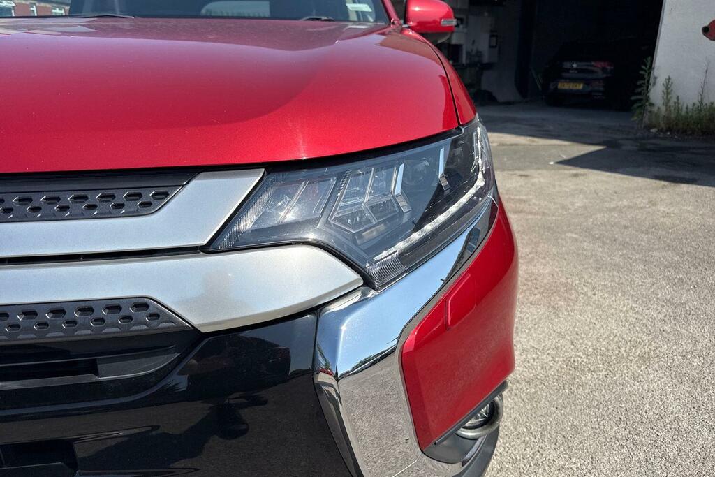 Mitsubishi Outlander 2.4H Twinmotor 13.8Kwh 5Hs Black #32