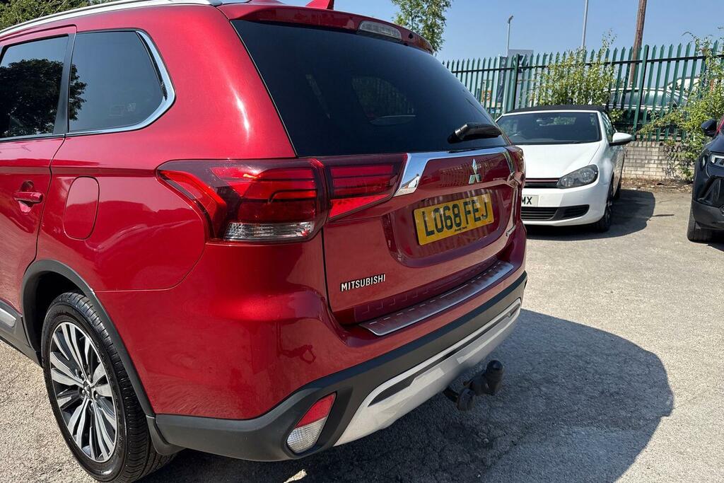 Mitsubishi Outlander 2.4H Twinmotor 13.8Kwh 5Hs Black #15