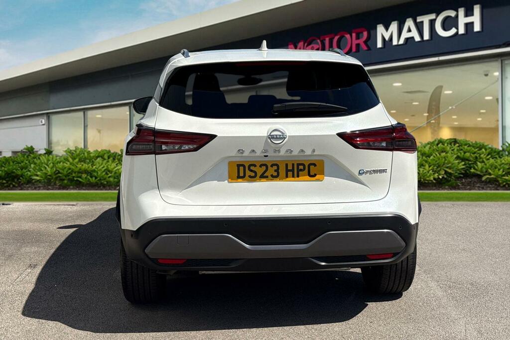 Nissan Qashqai 1.5 E-power Tekna White #4