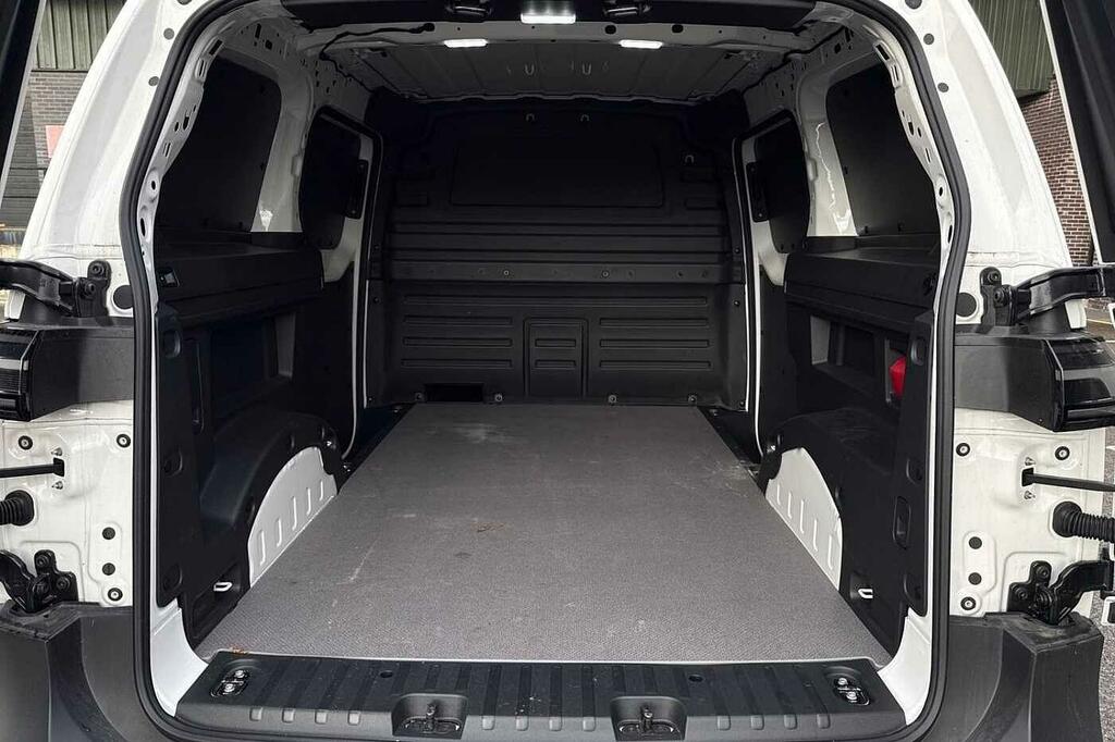 Volkswagen ID.Buzz 210Kw Commerce 79Kwh White #6