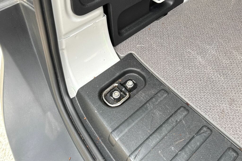 Volkswagen ID.Buzz Pro 86Kwh Life Mpv Silver #29