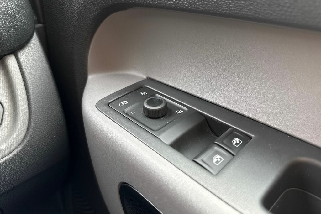 Volkswagen ID.Buzz Pro 86Kwh Life Mpv Silver #20