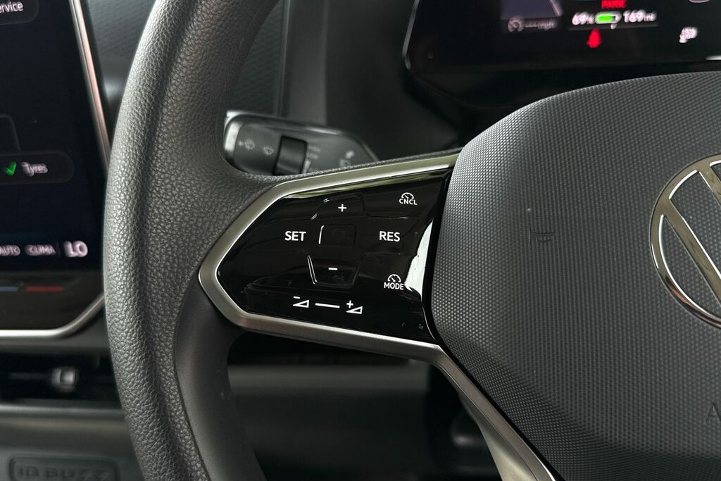 Volkswagen ID.Buzz Pro 86Kwh Life Mpv Silver #35