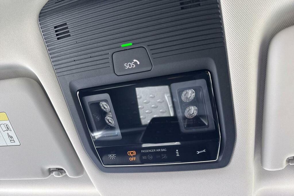 Volkswagen ID.Buzz Pro 86Kwh Life Mpv Orange #47