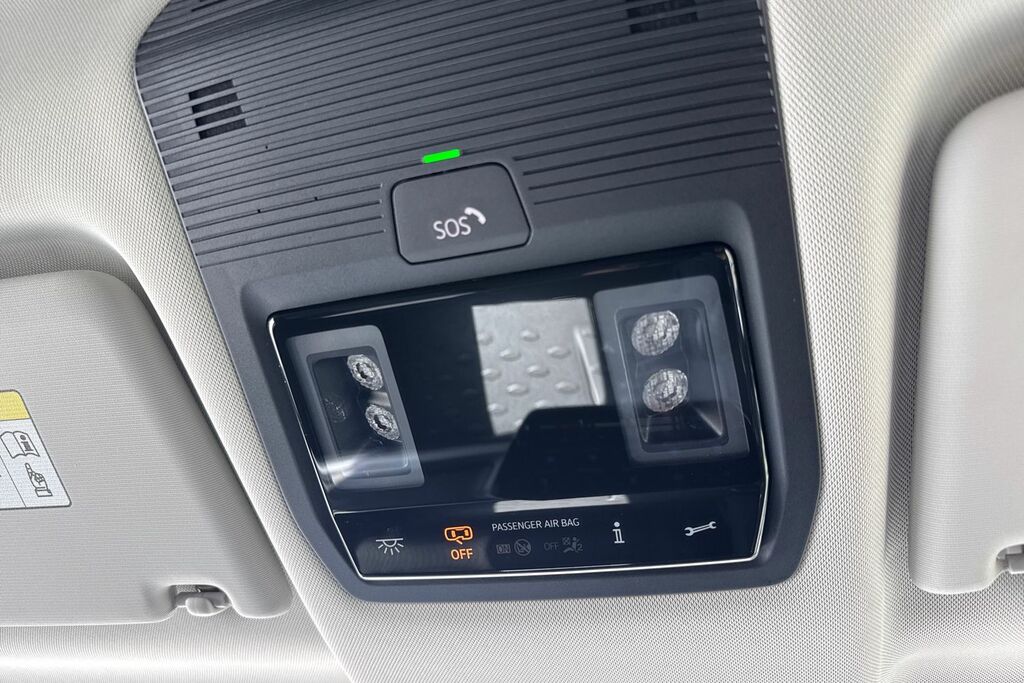 Volkswagen ID.Buzz Pro 86Kwh Life Mpv Silver #47
