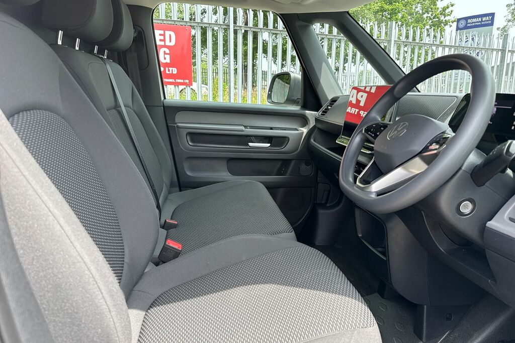 Volkswagen ID.Buzz Pro 86Kwh Life Mpv Silver #23