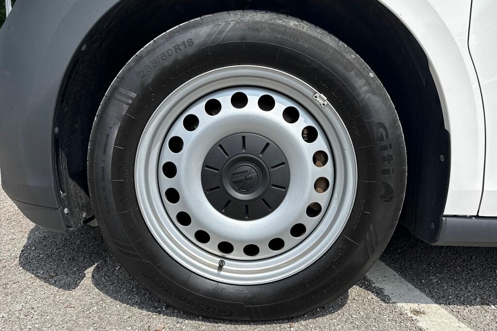 Volkswagen ID.Buzz Pro 86Kwh Life Mpv Silver #12