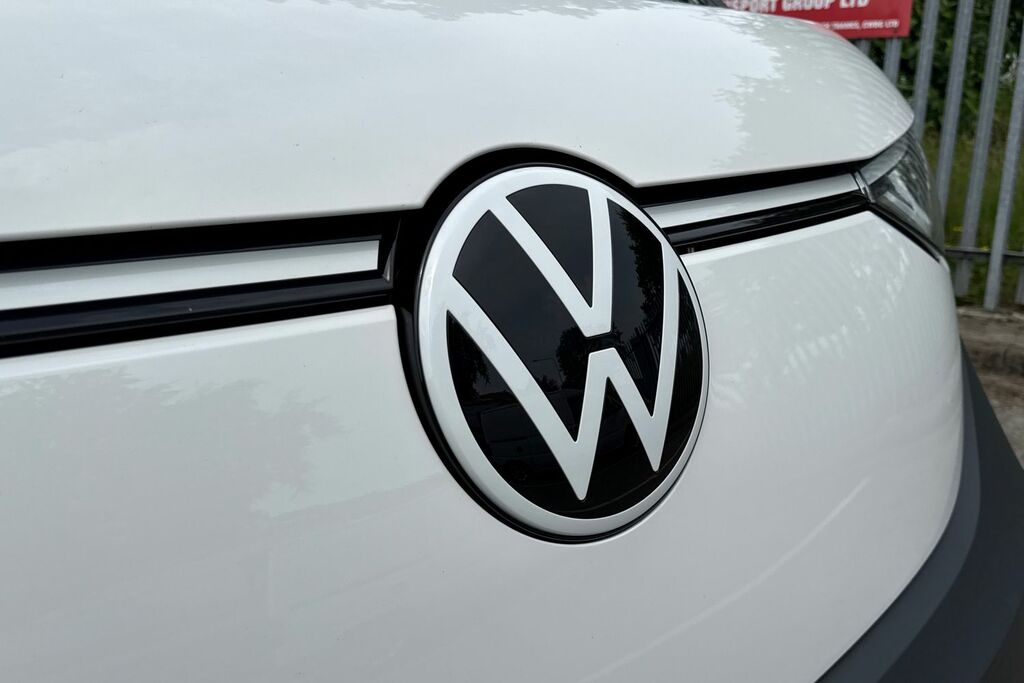 Volkswagen ID.Buzz Pro 86Kwh Life Mpv Silver #24