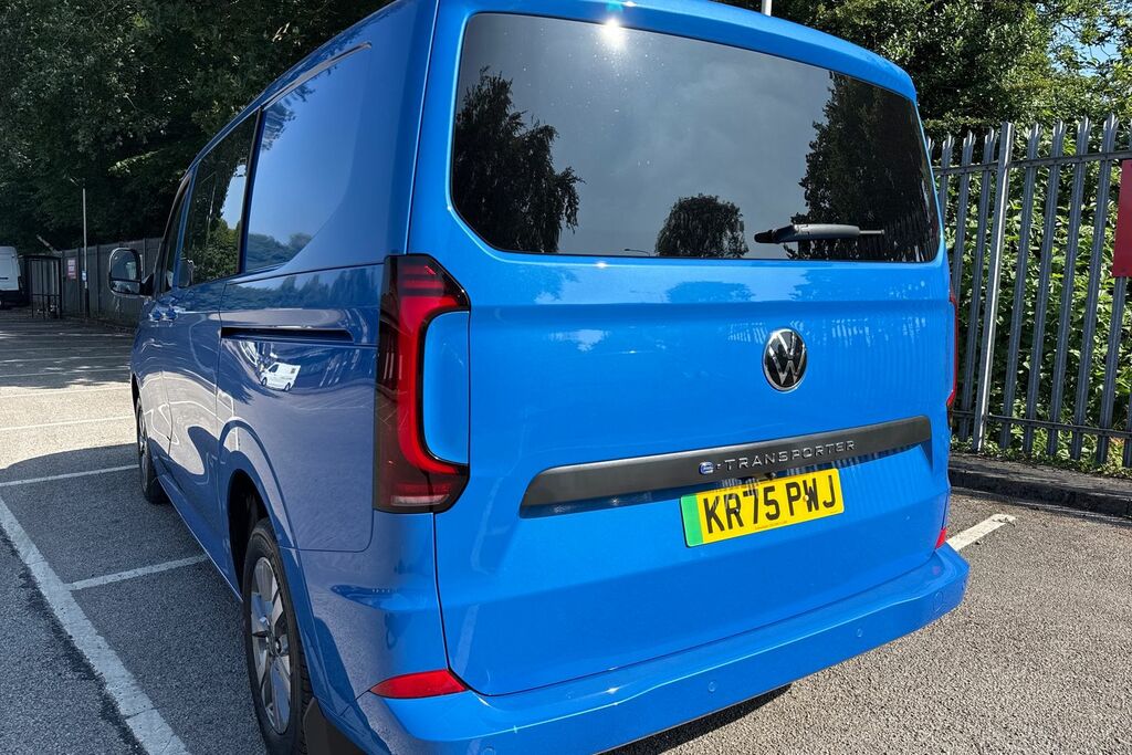 Volkswagen E-Transporter T32 Commerce Plus Swb 136 Ps 65 Kwh 1Sp A White #7