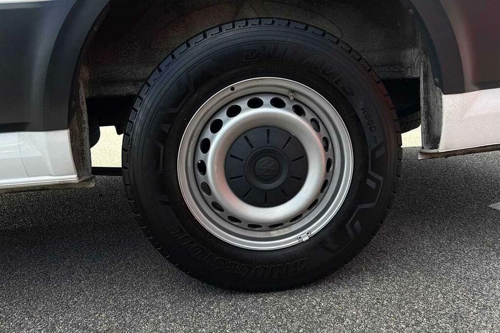 Volkswagen Crafter 2.0 Tdi 140Ps Commerce Plus High Roof Van White #21