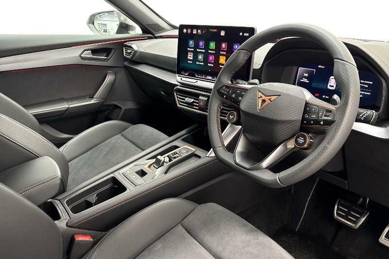 Cupra Formentor 1.5 Etsi 150 V2 Dsg Purple #6