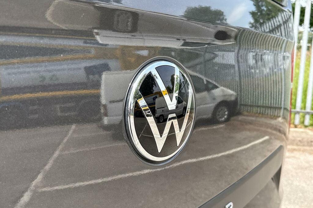 Volkswagen Transporter T30 Tdi 150 Van Commerce Pro Swb Green #28